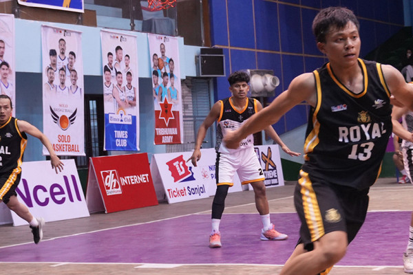 प्लेबक्स एरेनामाथि रोयलको रोमाञ्चक जित